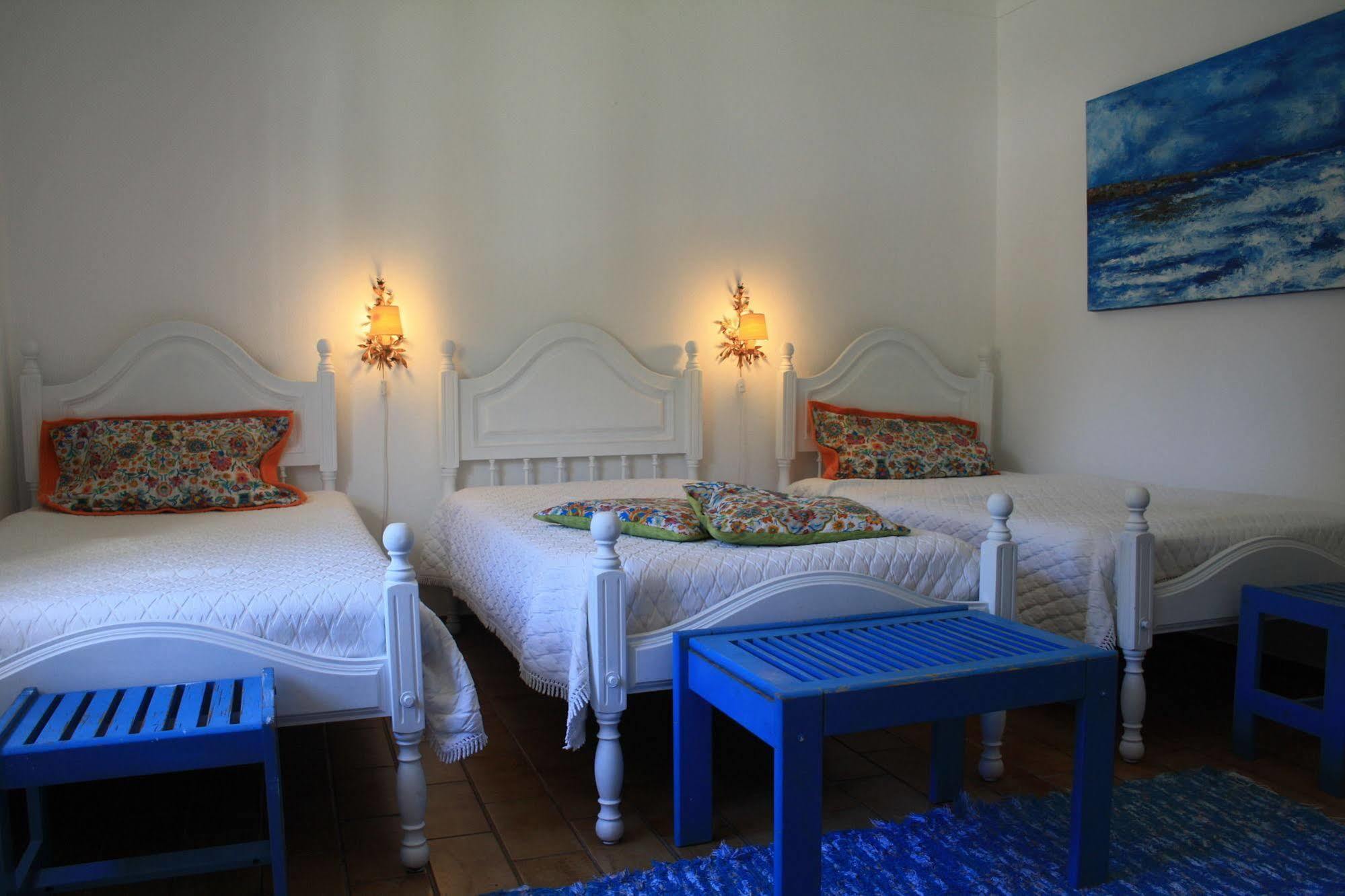 Moby Dick Lodge มัลเวรา ดาแซร์ฮา ภายนอก รูปภาพ